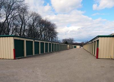 Storage Units at Access Storage - Sarnia Point Edward - 301 Front Street, Point Edward, ON